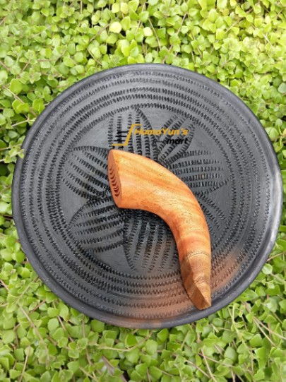 বাটনা এবং পিষনী (মেহগনি কাঠের পিষনী)