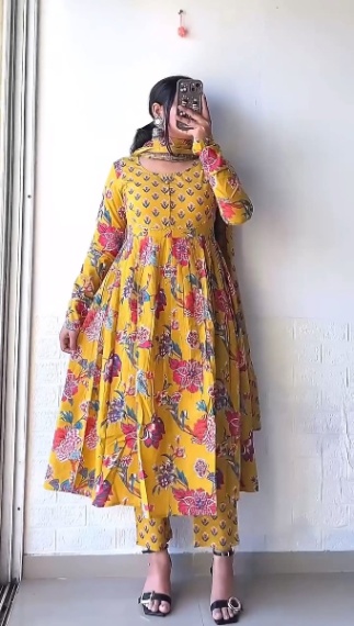 Gawon Three Piece (Holud)